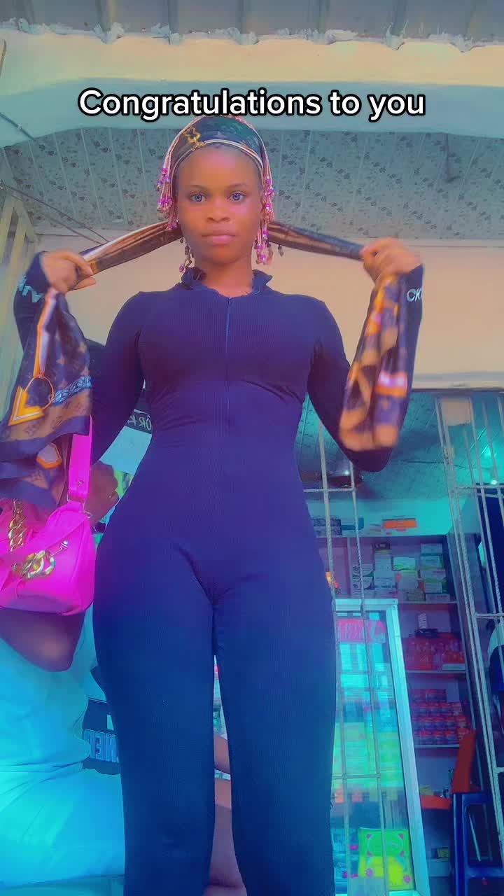 @Amara🦋💕