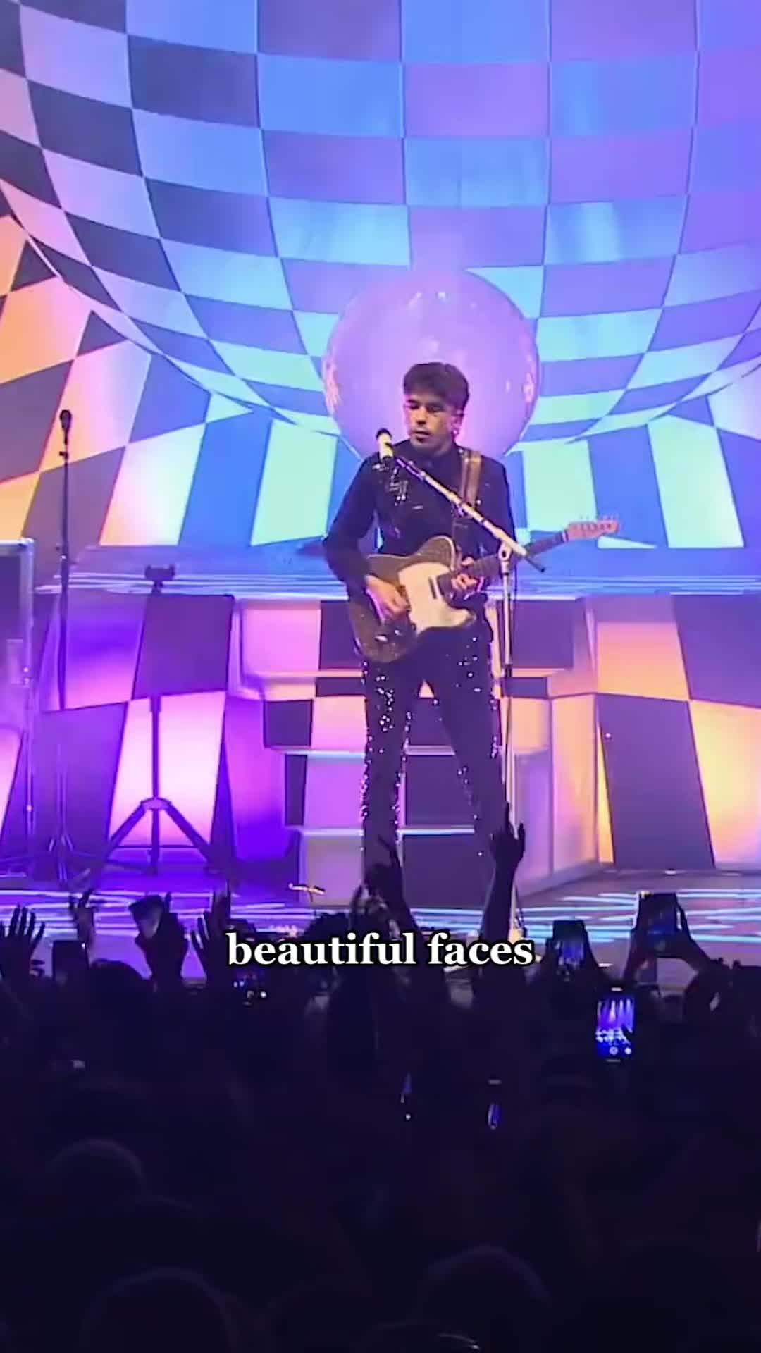 @Declan McKenna