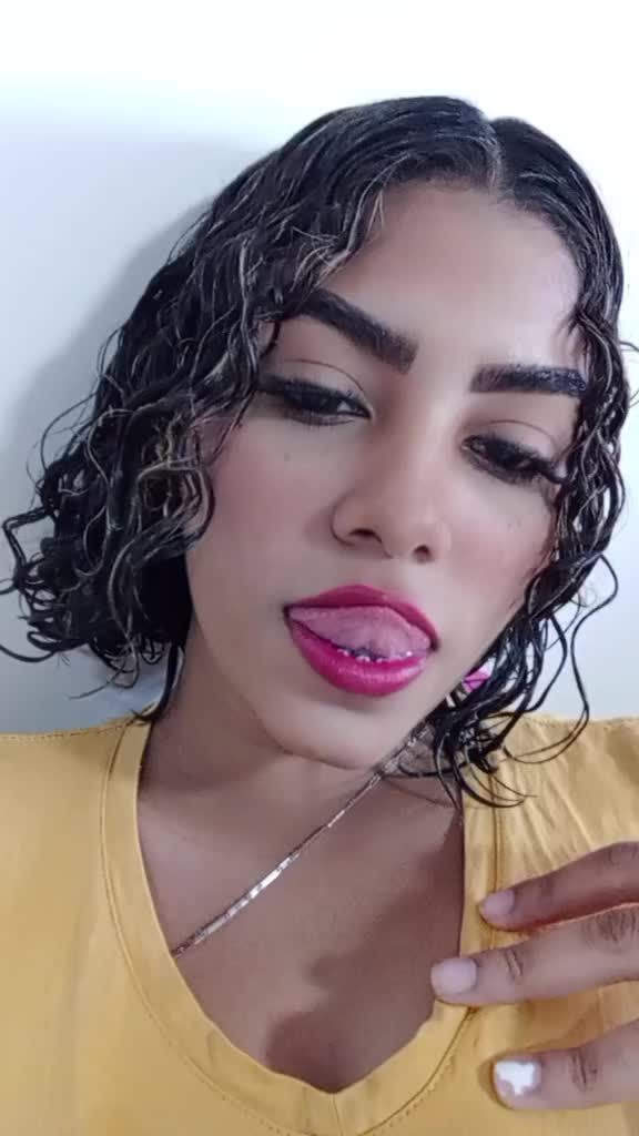 @yesi_sal78