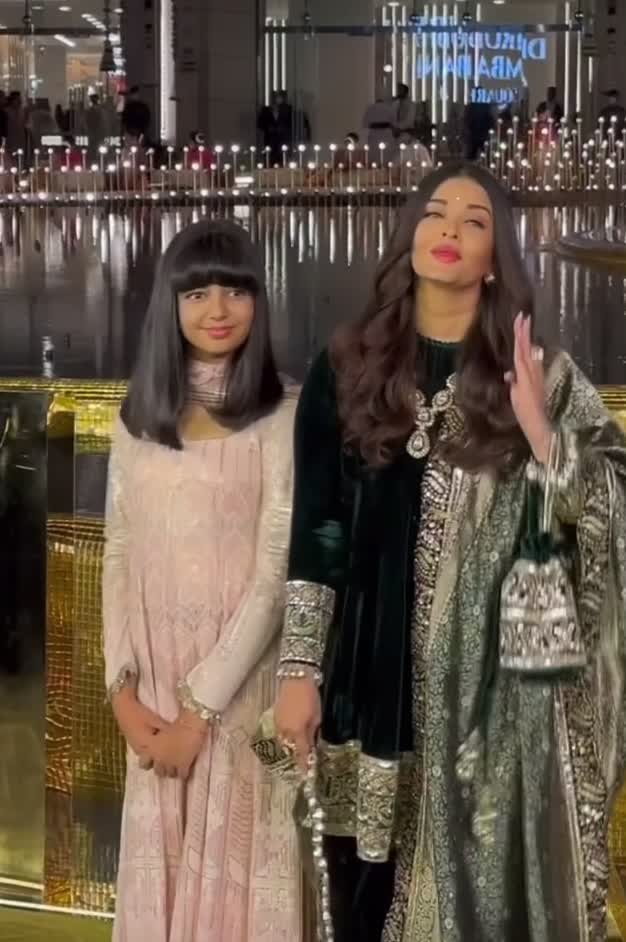 @Movieography