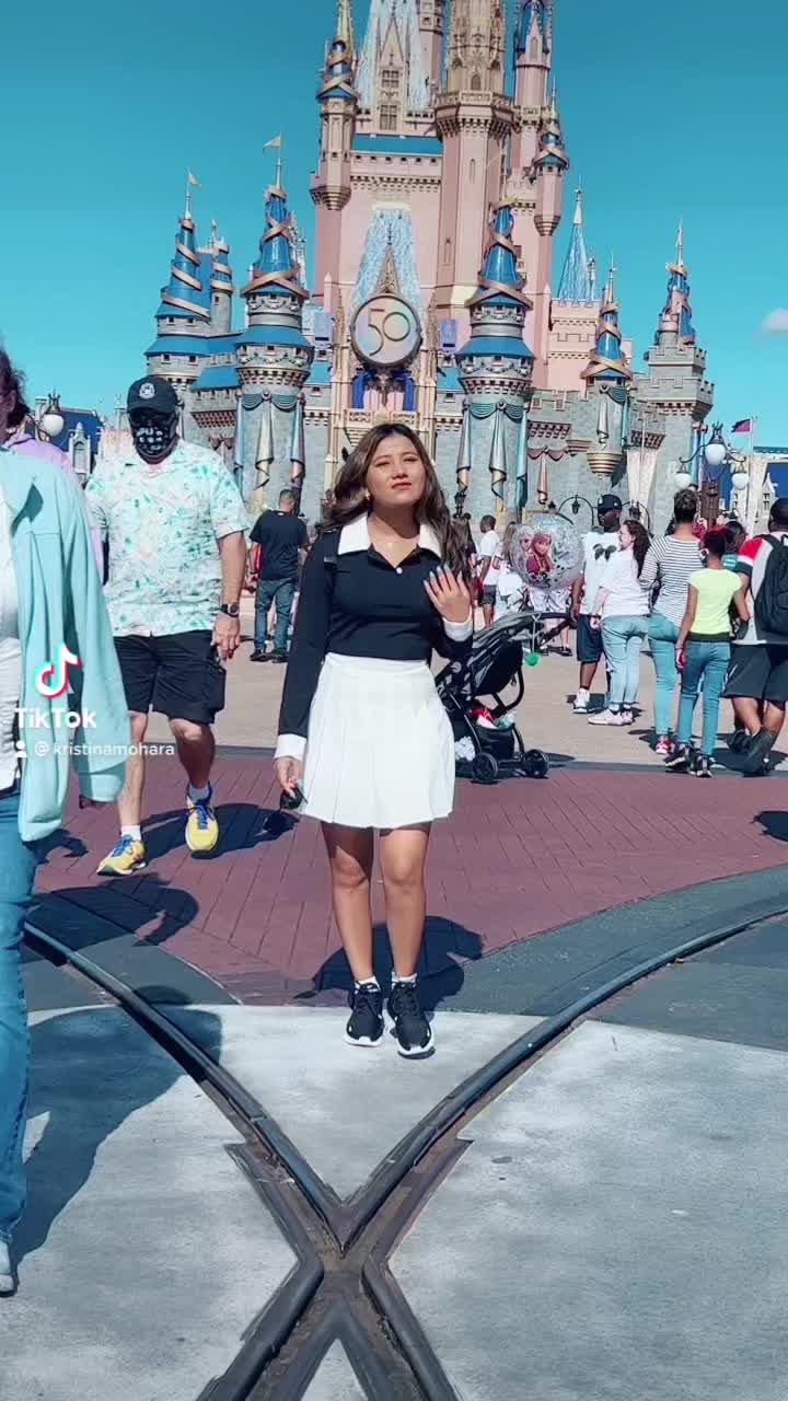 @queenofmyownworld232
