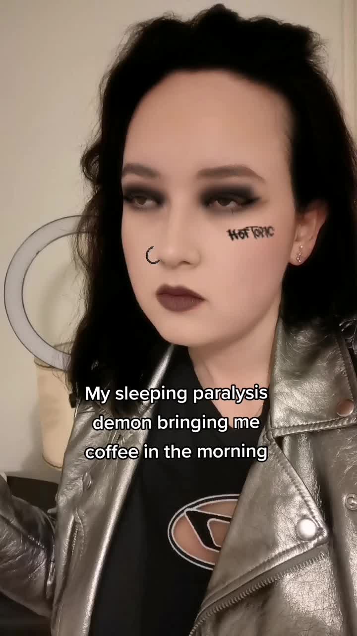 @Anna🦊