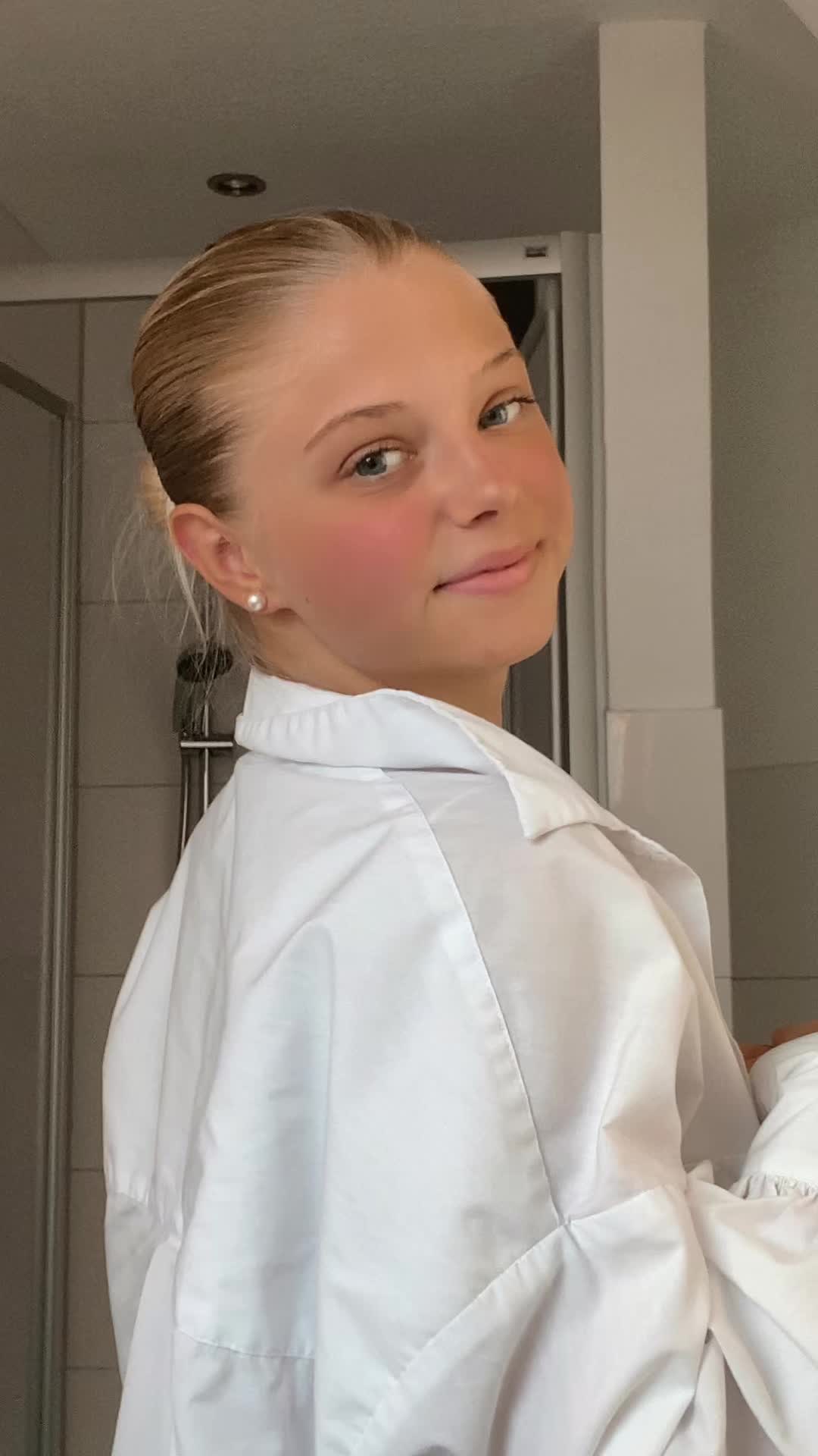@Vivien