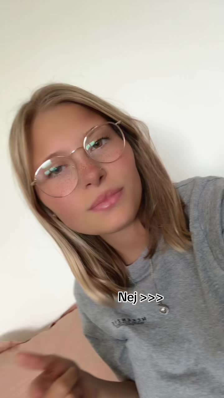 @_Ellooddiee_