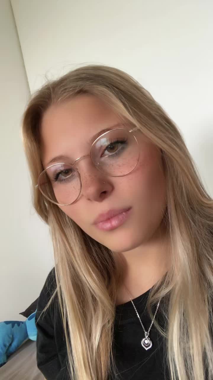 @_Ellooddiee_