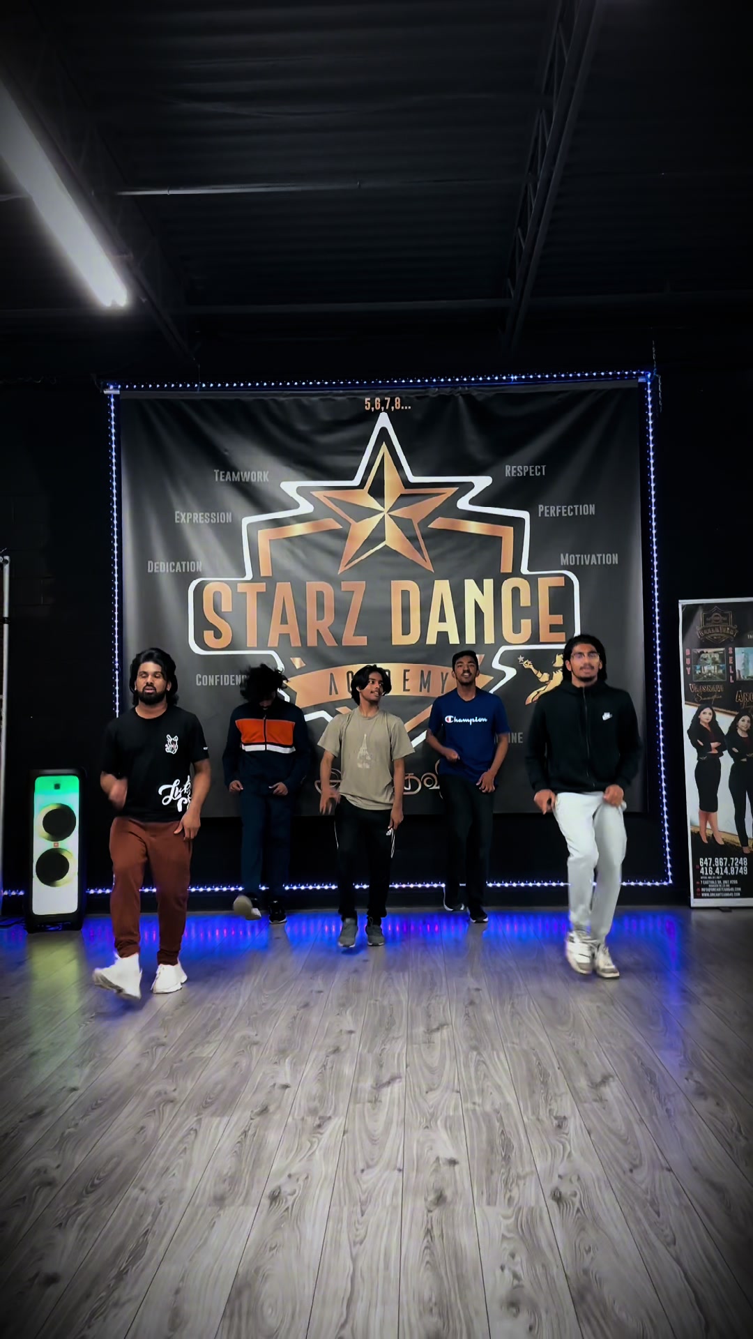 @Starz