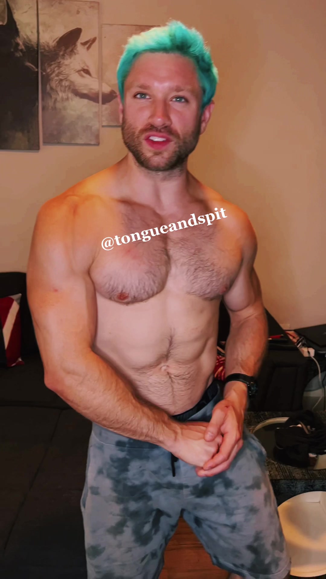 @Tongueandspit
