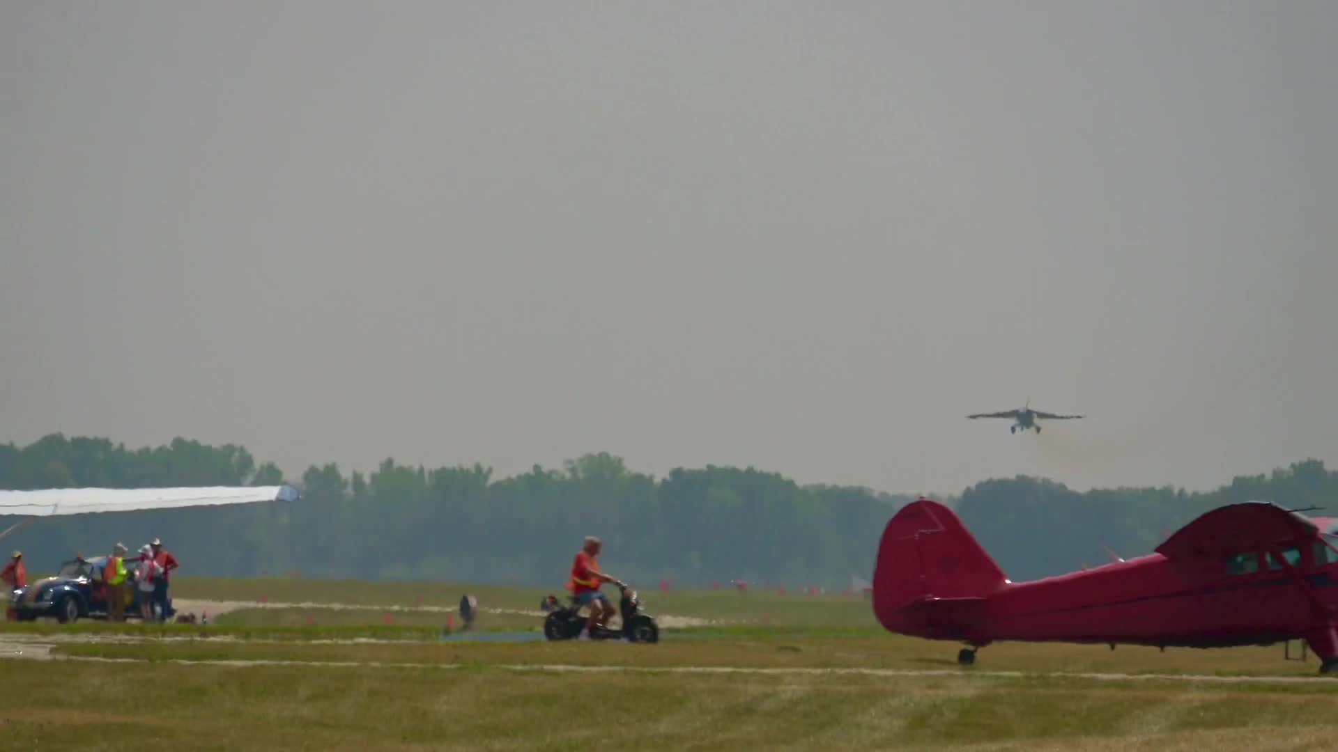 @🛩️