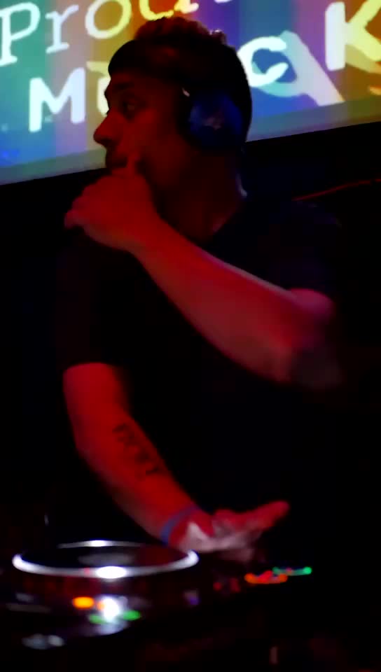 @DJ VICKY NYC