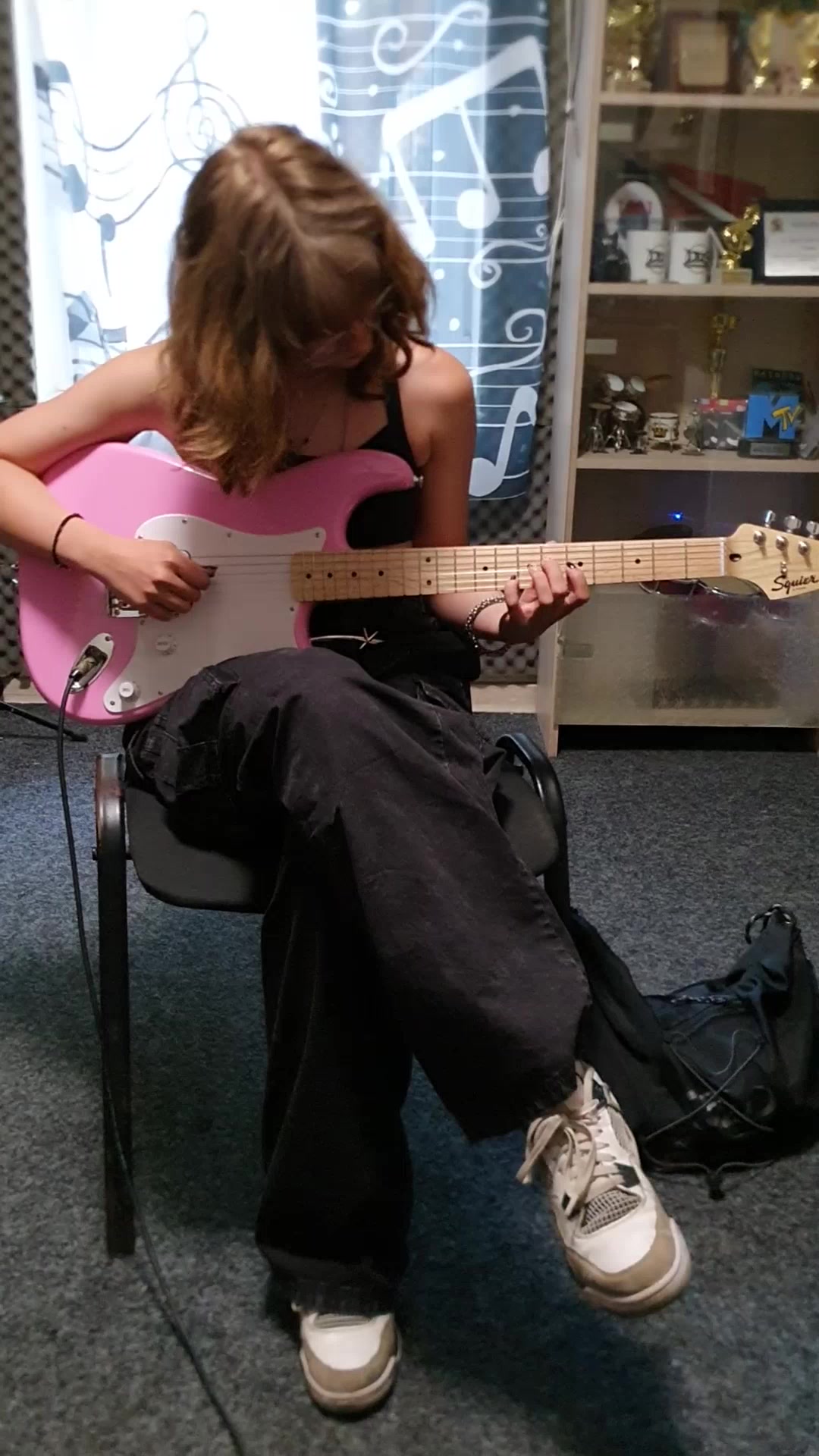 @DragoDrumsSchool Guitar & Bass