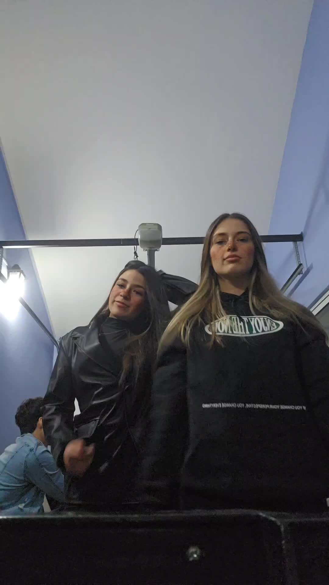 @Valentina🤍