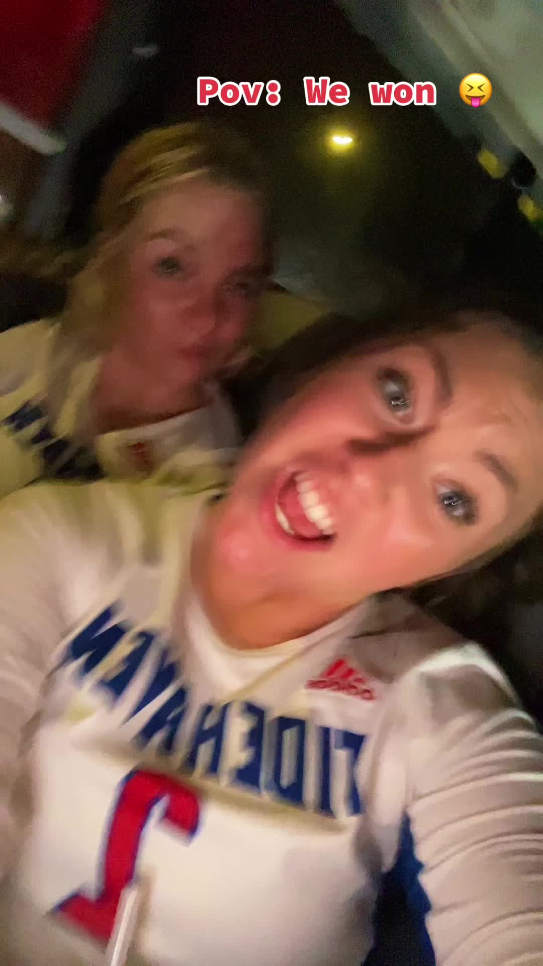 @paislei 😇