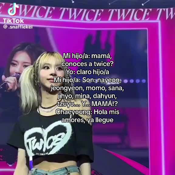 @Chaeyoung guaran&iacute; 💛🖤💛