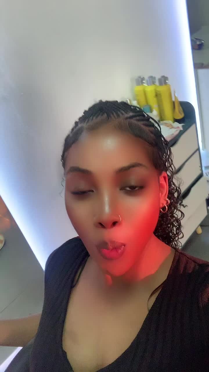@Maria Ribeiro