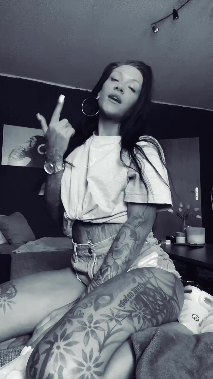 @Sandra