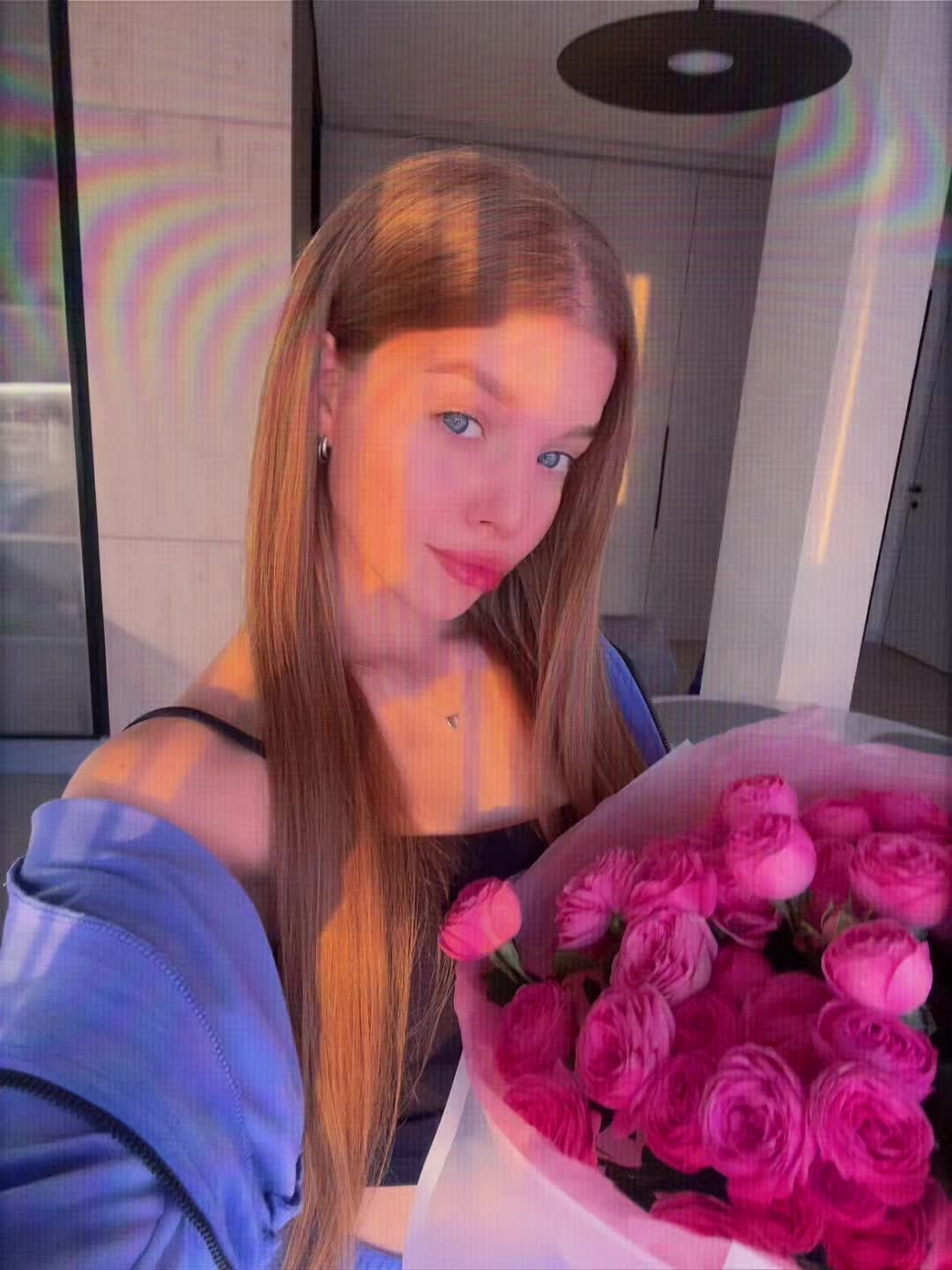 @Lizzz👸🏼