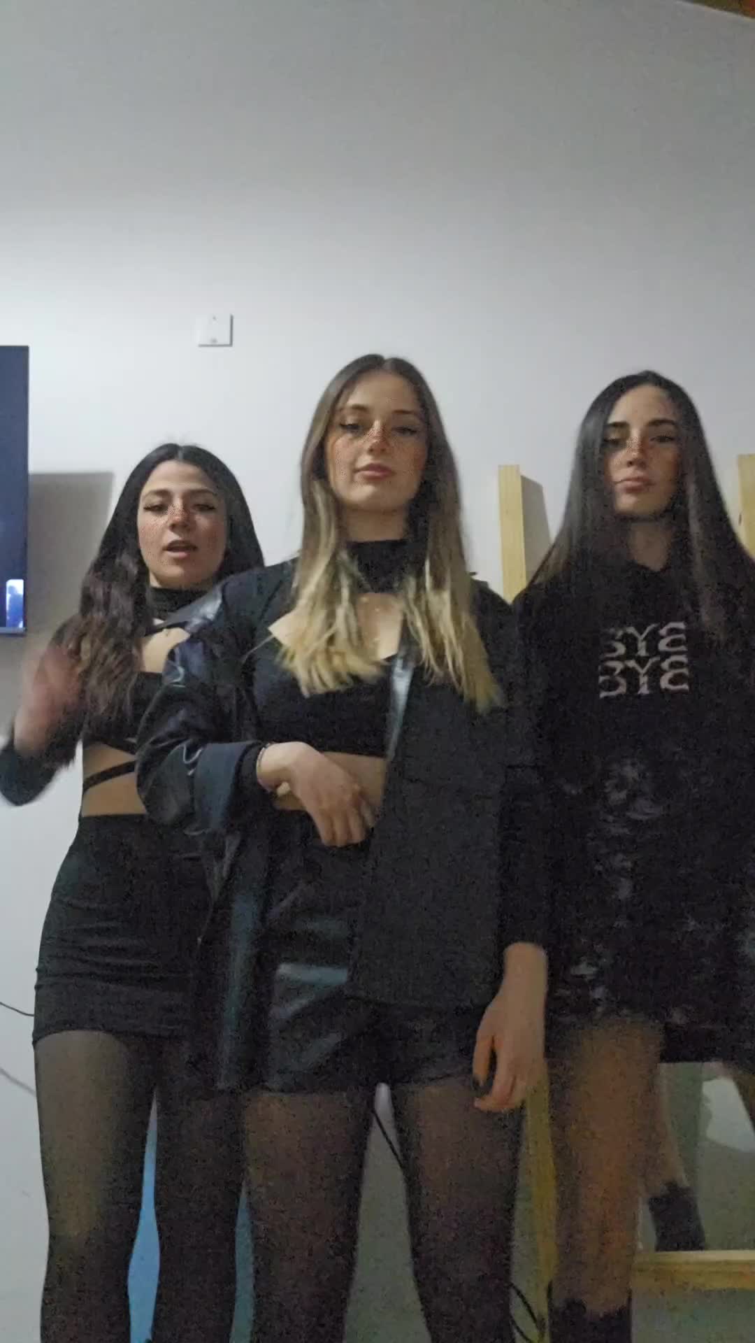 @Valentina🤍