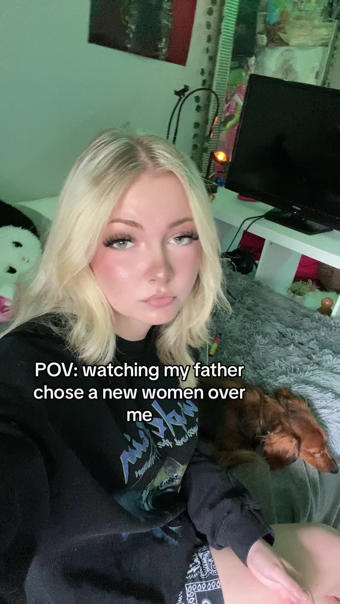 @<3
