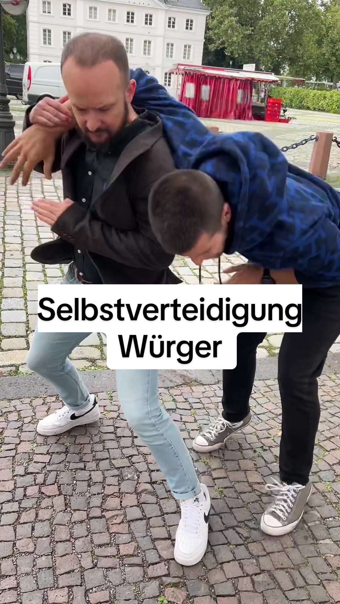@AK8