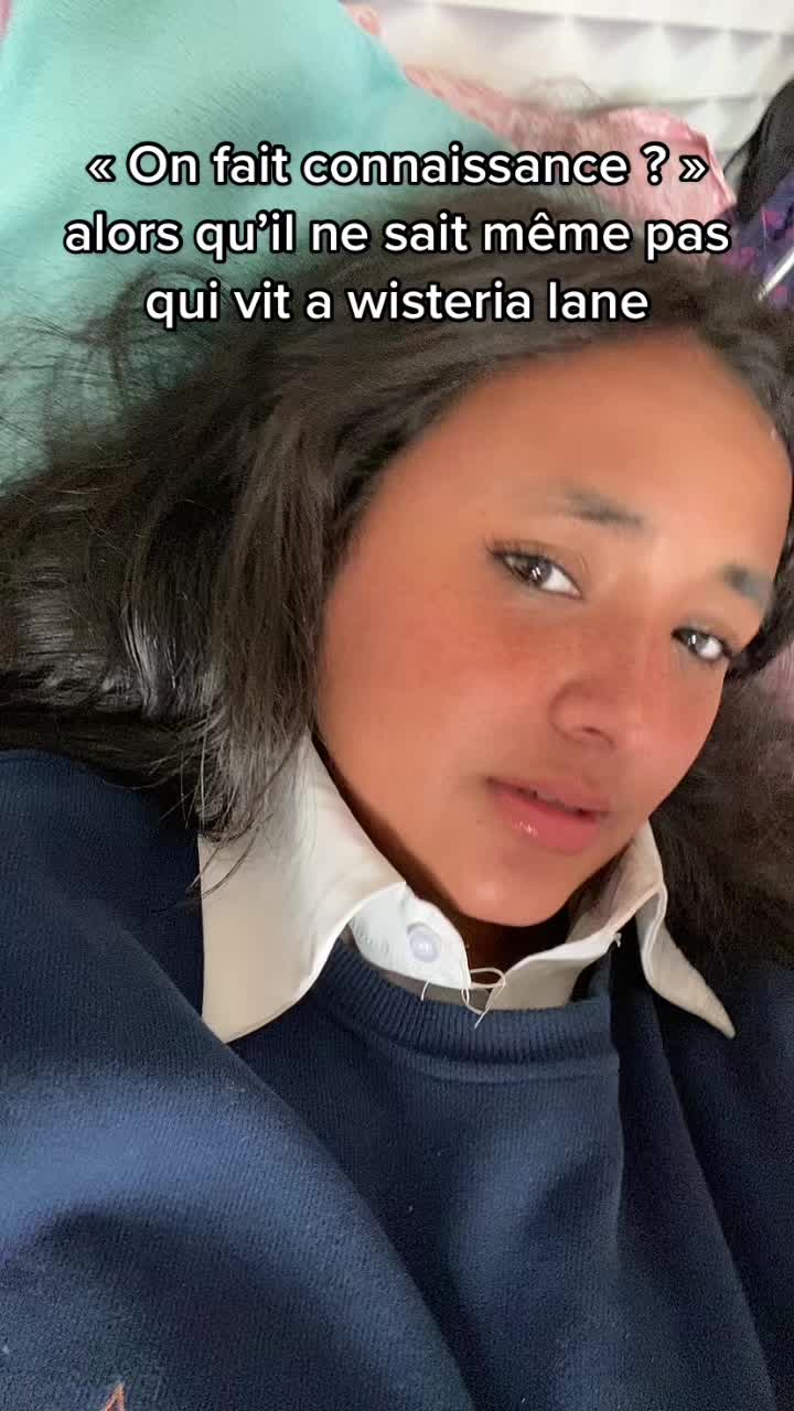 @&bull;L&eacute;a&bull;