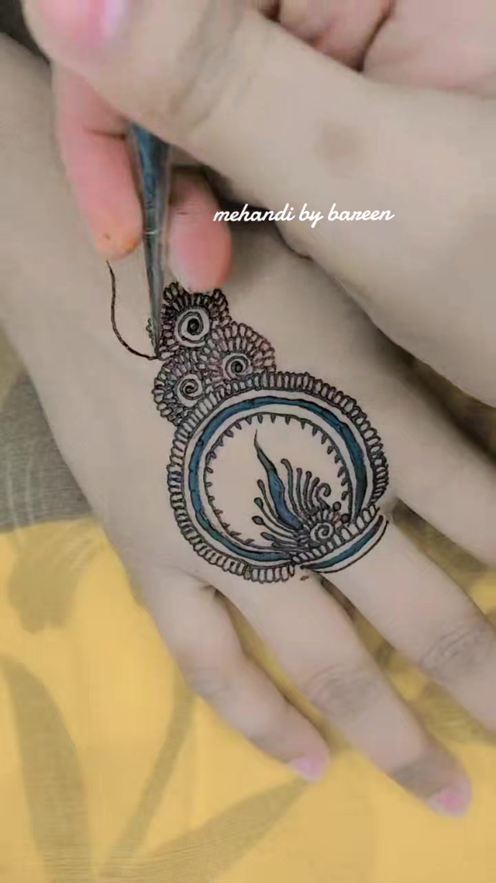 @Mehandi ki دنیا 🌏💕