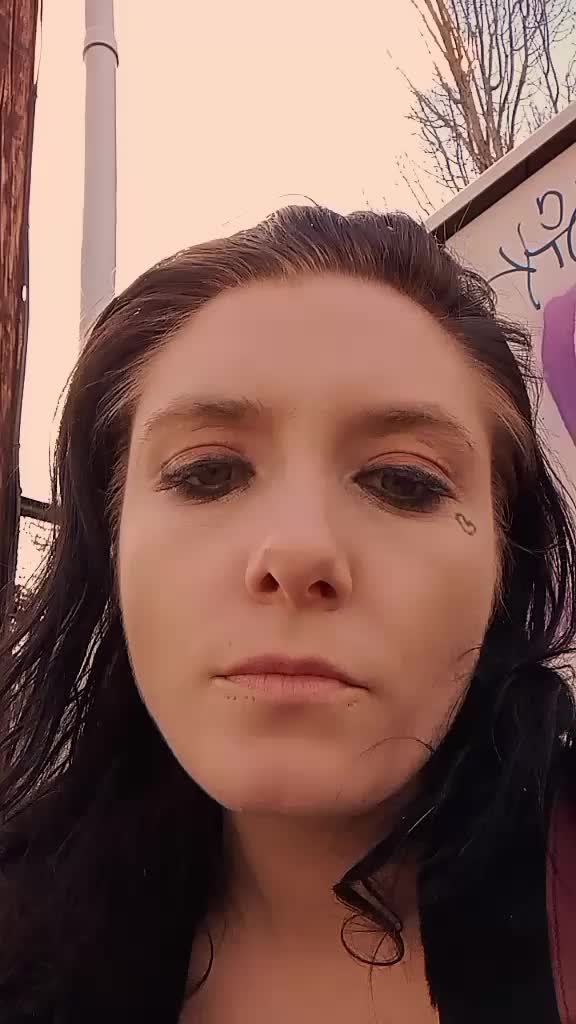 @Litlenayaboo