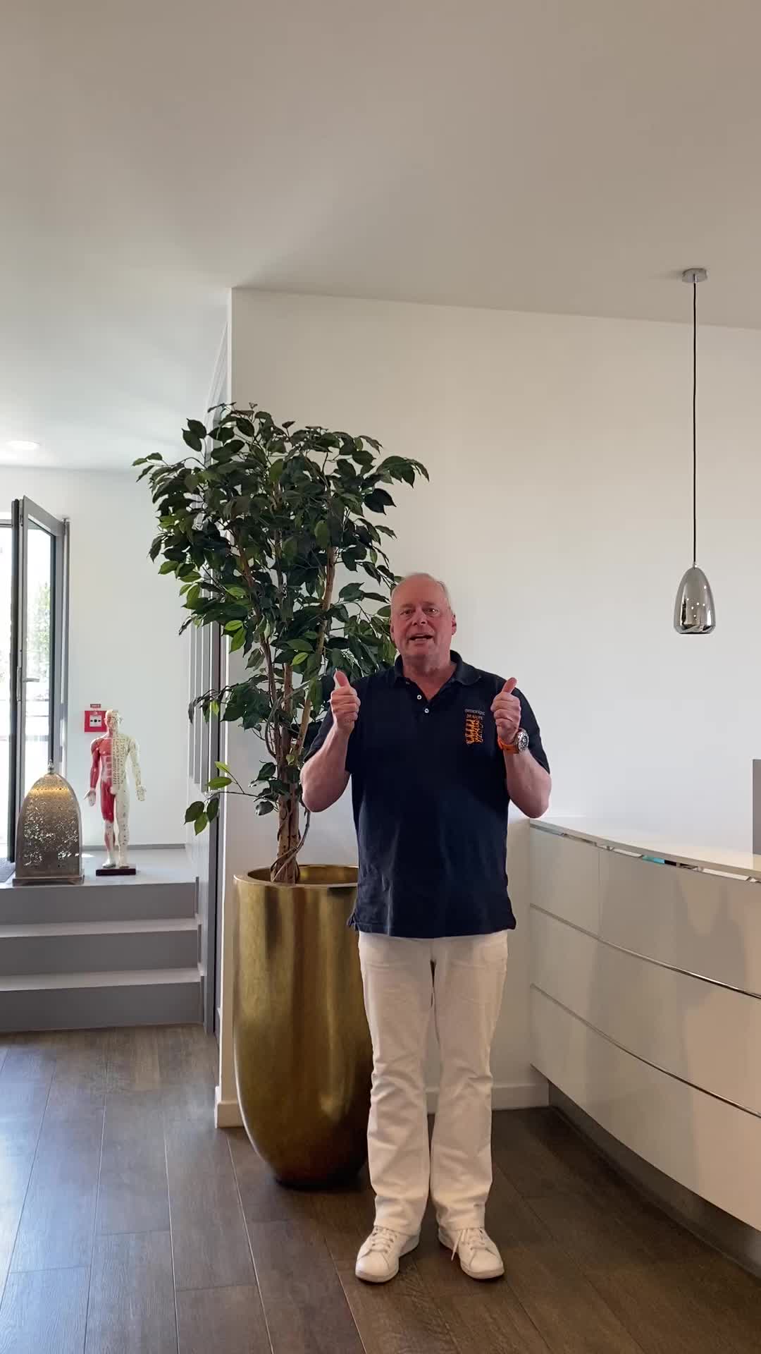 @Dr. Georg Kaupe