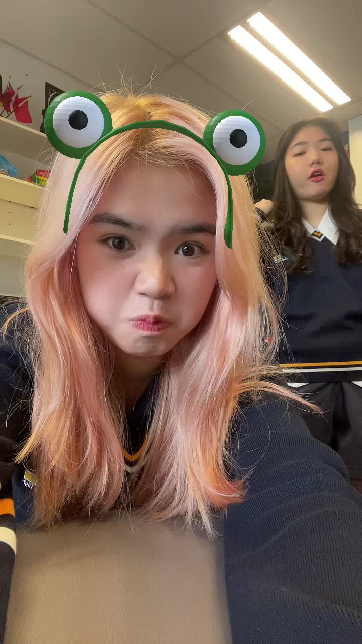 @vy