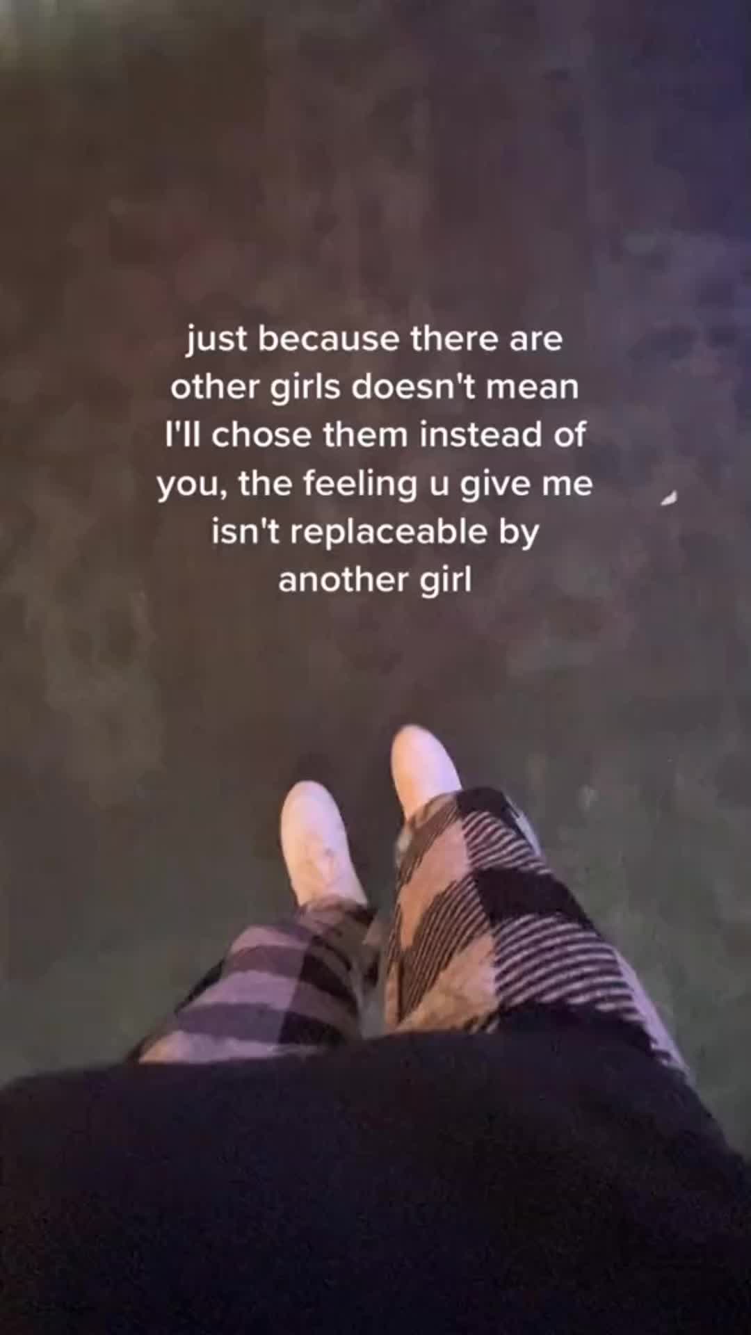 @redthoughtbabe