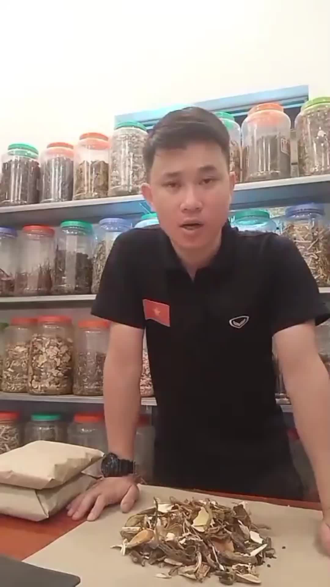 @Đ&ocirc;ng y VŨ VĂN D&Acirc;N