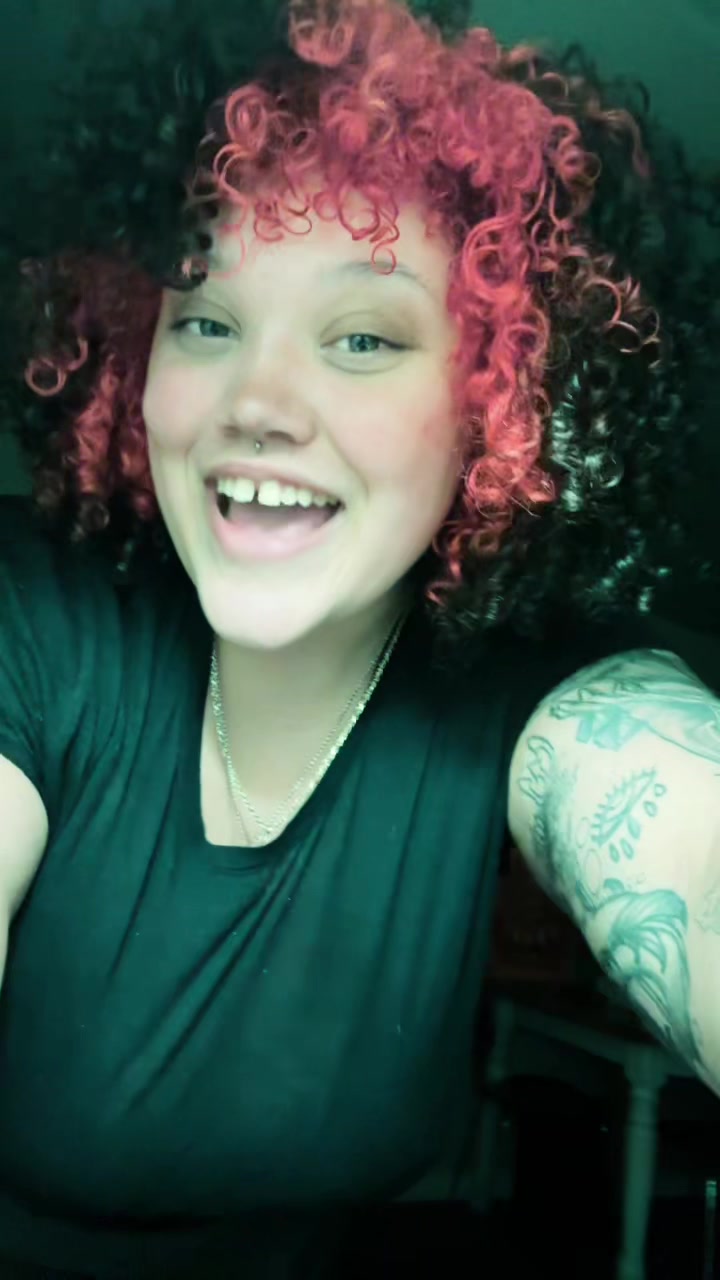 @mikaelaaaaa