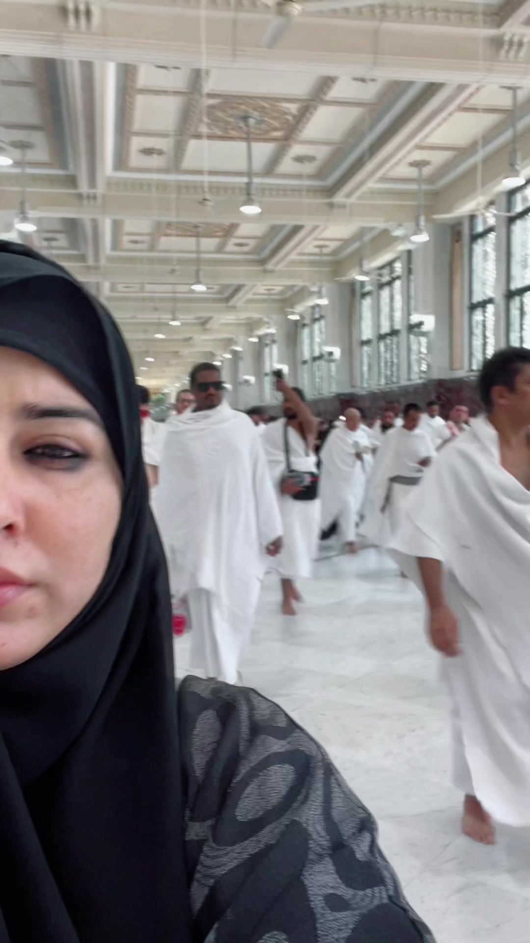 @Emanmitho 🇦🇪 🇵🇰
