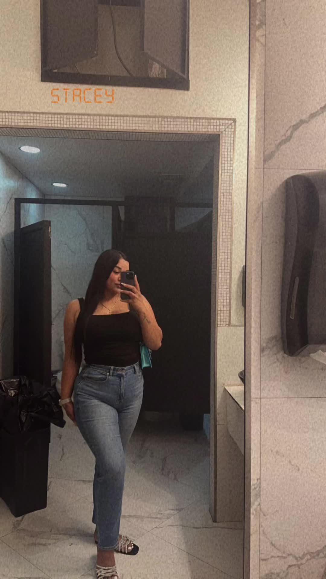@Staceyyyyy