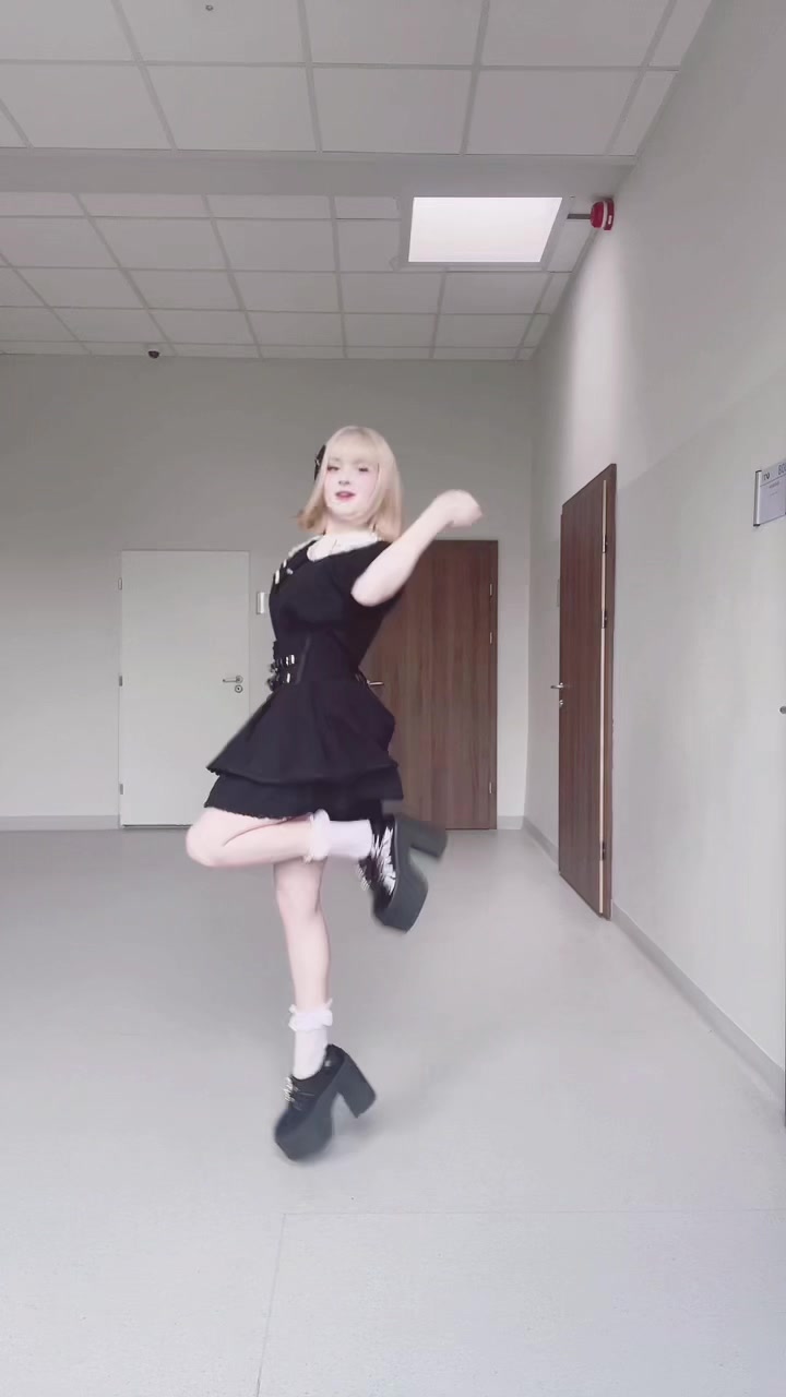 @Ena💖