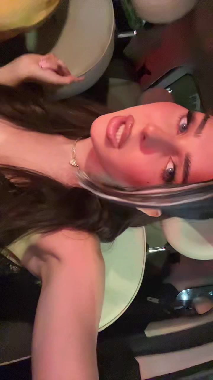 @konnieex