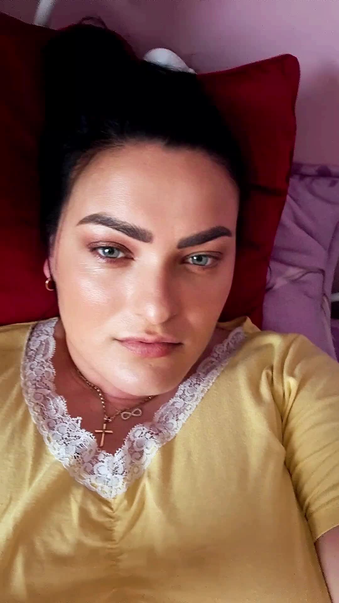 @corinaradu771