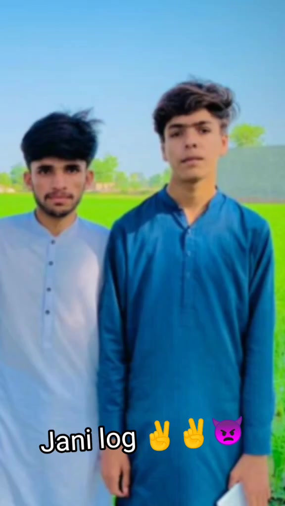 @حسنین روڑو آلہ 🥂🖤