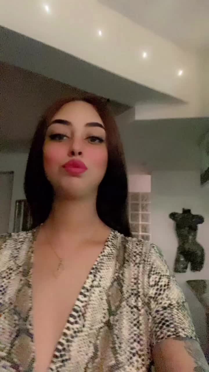 @Emma Jalal ✅