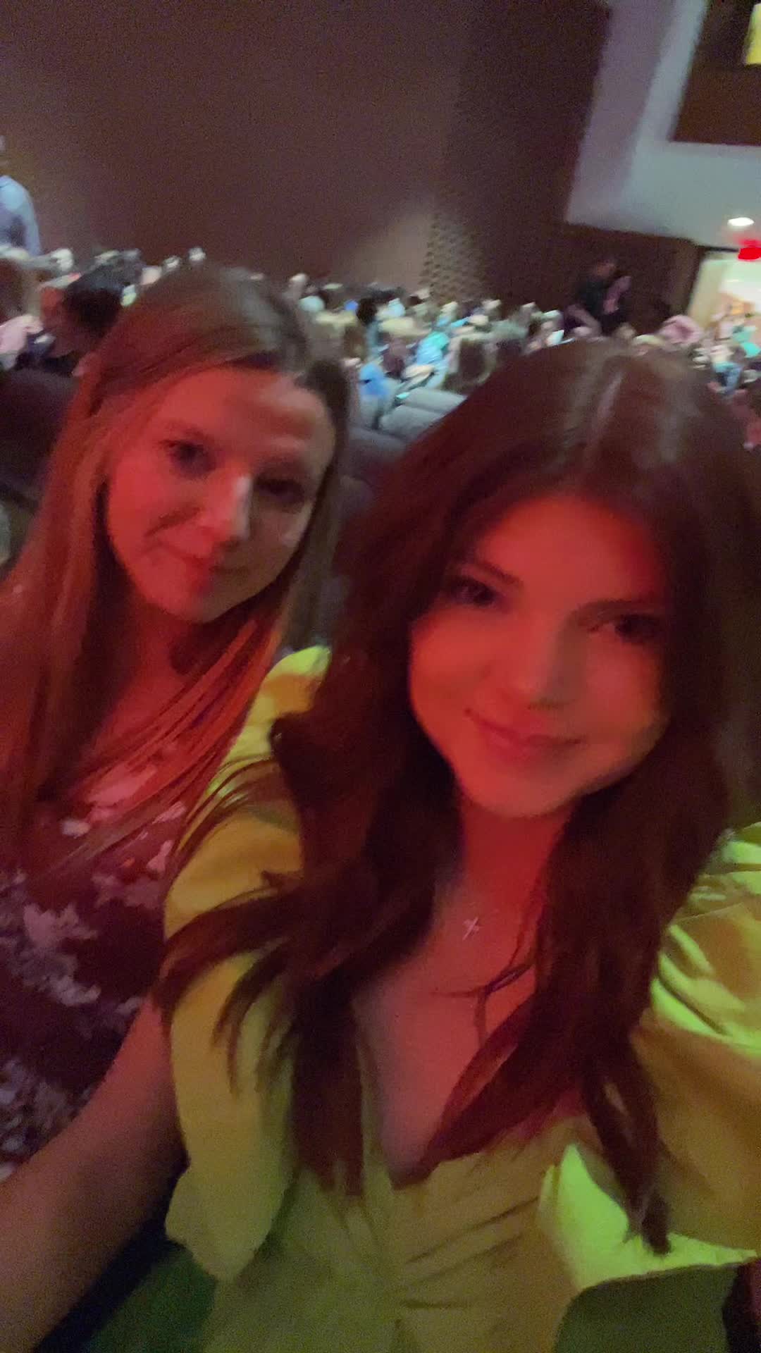 @elle.beckerj