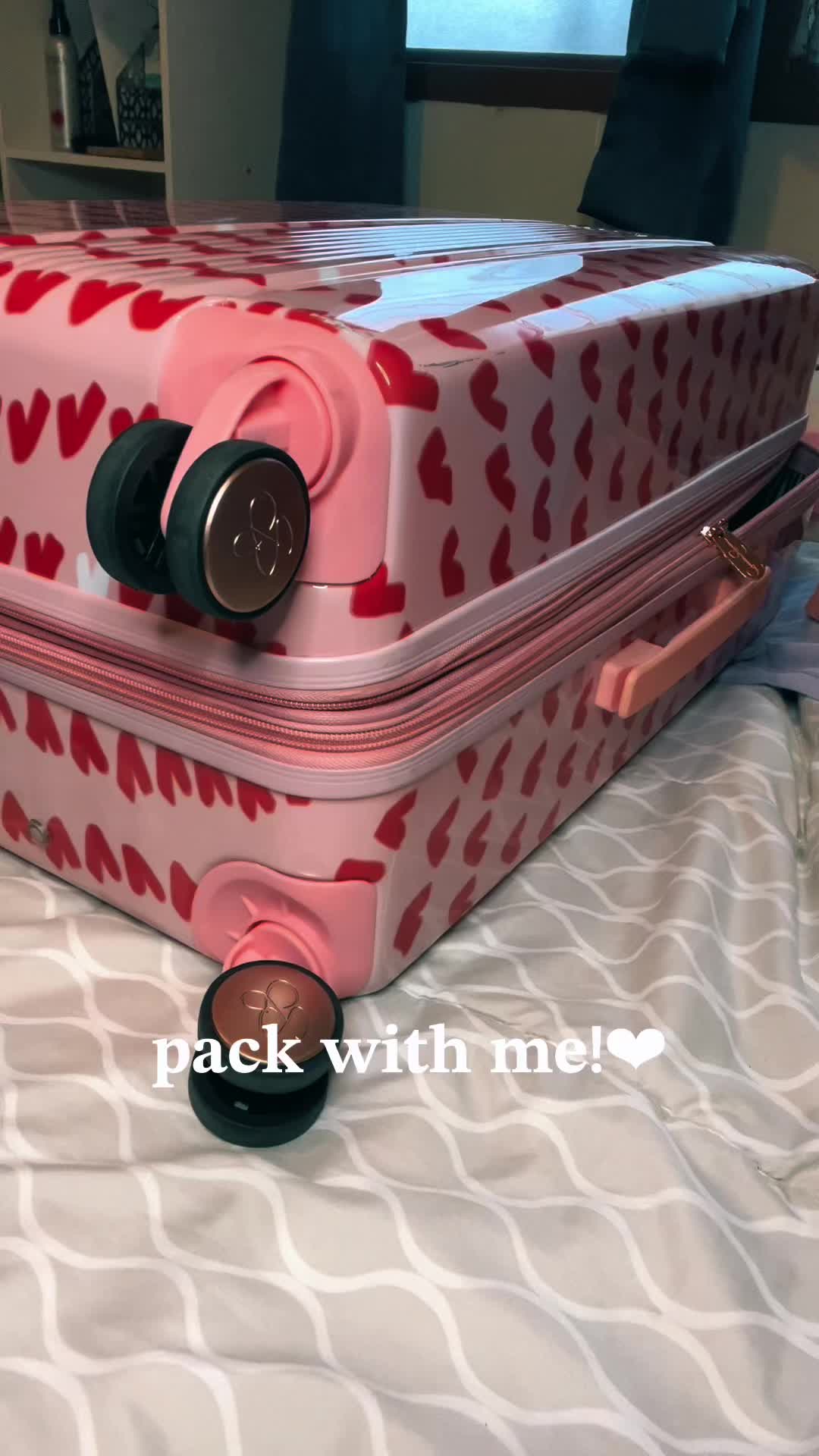@𝐫𝐚𝐯𝐞𝐧 🝮♡︎♈︎