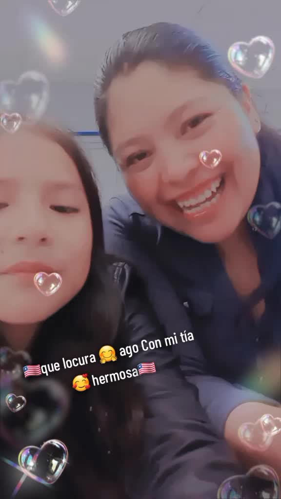 @anahiy manzano 28
