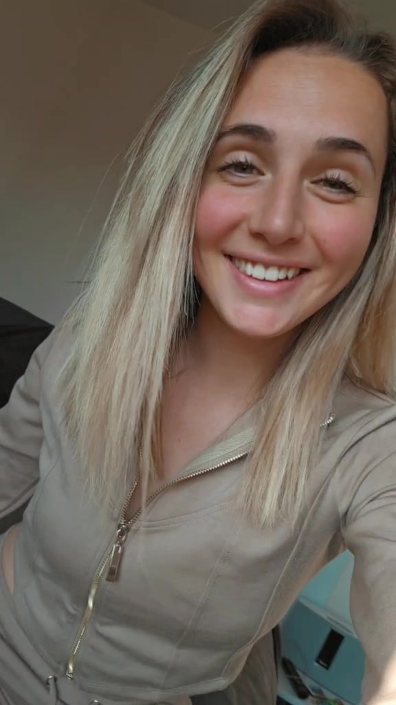 @Khlo&eacute;_tdx