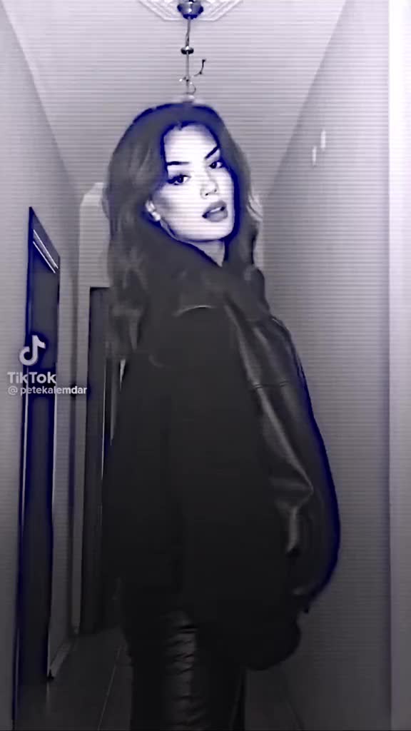 @Ecrin🧊