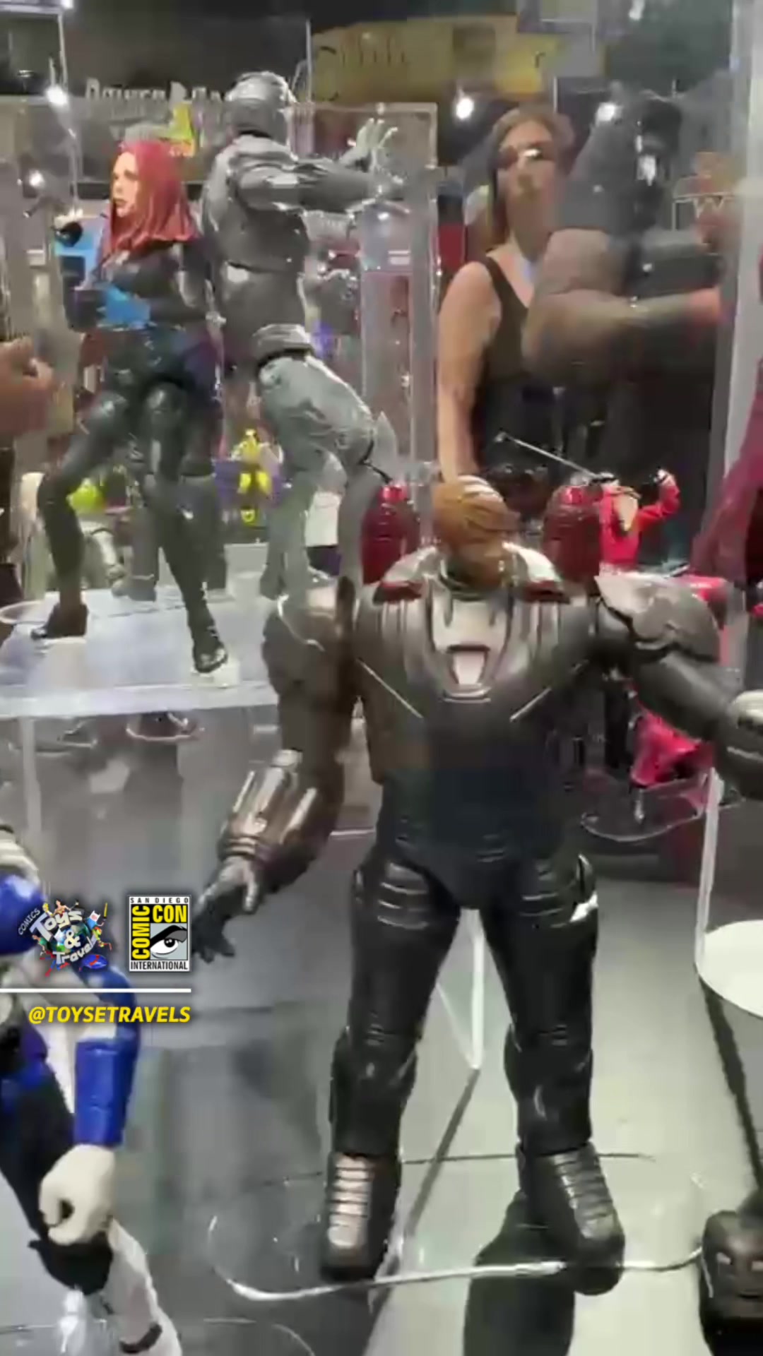 @Comics, Toys & Travels