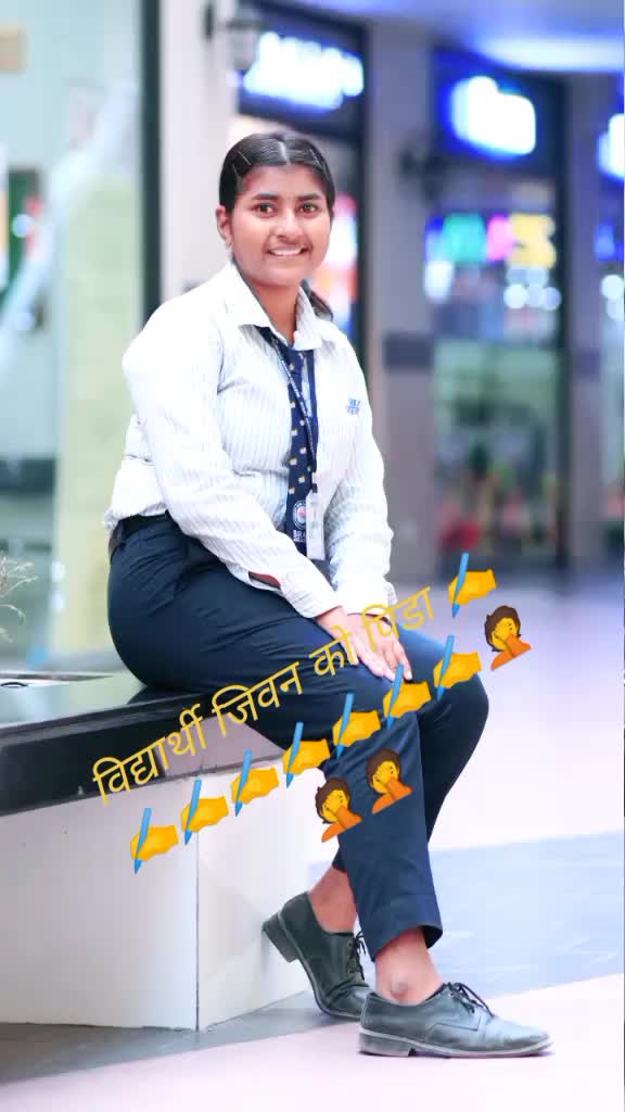 @aArTi aDhikAr&Iuml;. ❤️❤️❤️