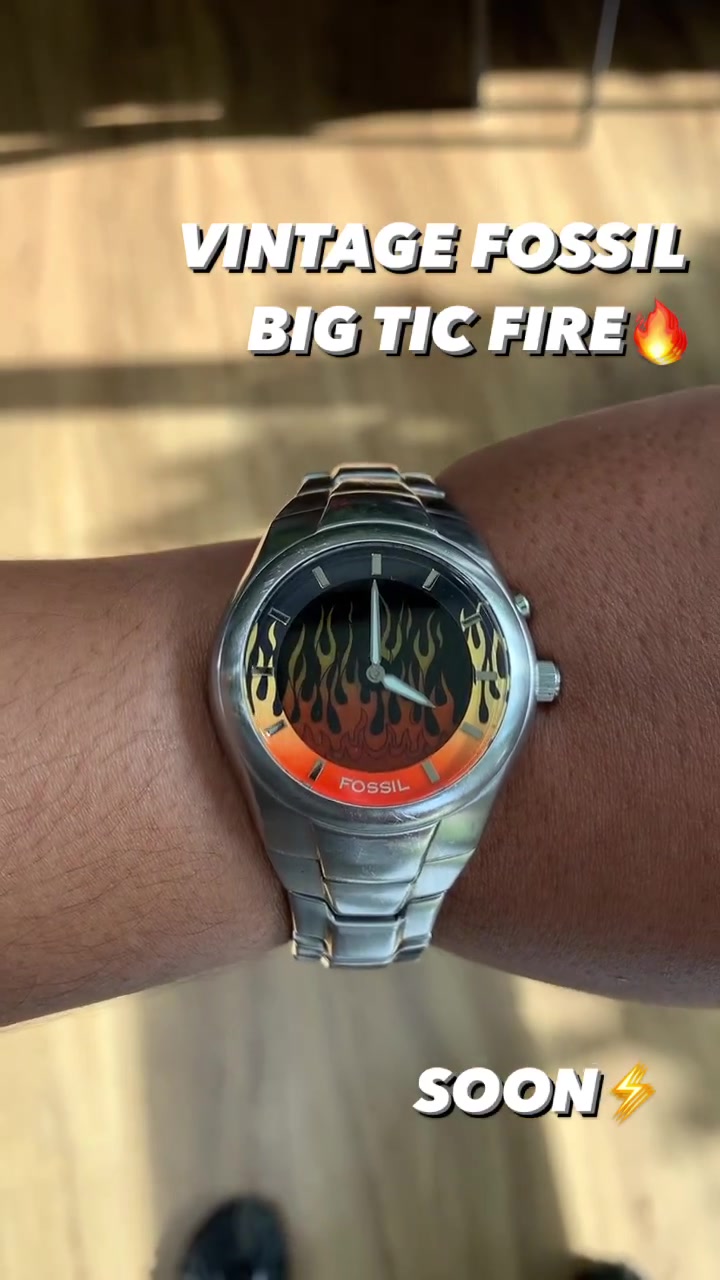 @Y2K WATCH