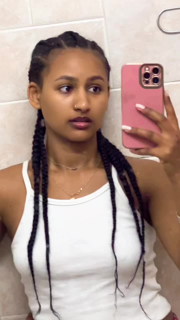 @🥀🦋