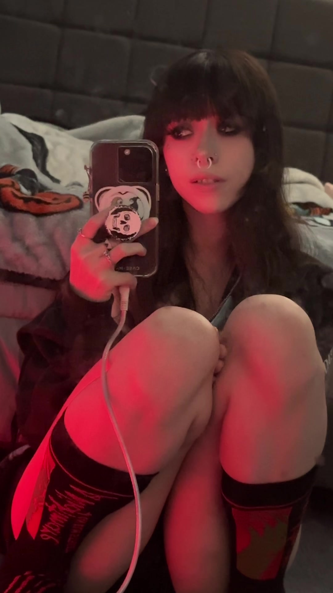 @Gothgirlfrwend<3