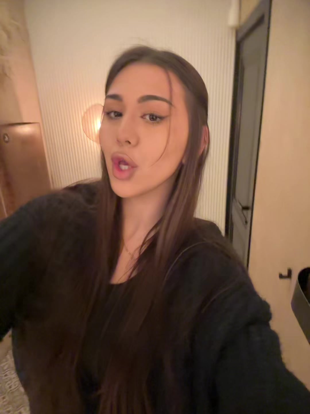 @lana:)