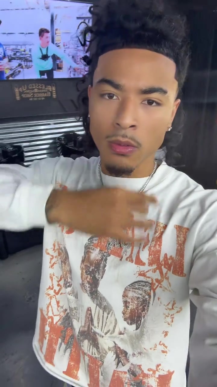 @Jr ⛹🏼&zwj;♂️
